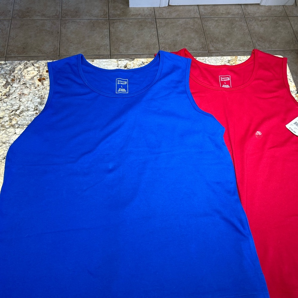 SMITH Red Tank Top - Picture 4 of 7
